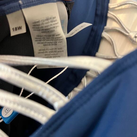 Bleu Rod Beattie Knotty Lace Down One-Piece Swimsuit Navy/Silver Size 18W NWT - Picture 10 of 12